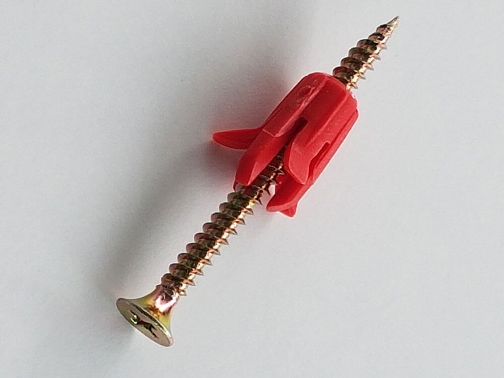 Scorpion self aligning wall plug and Screw showing direction of correct direction of plug on screw